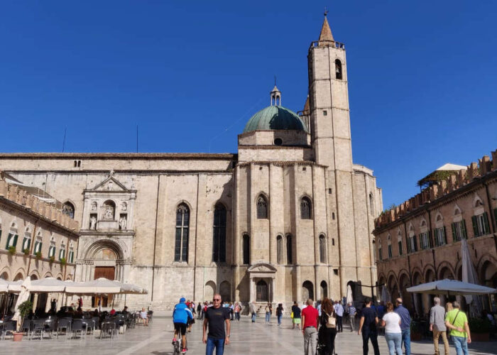 viaggio organizzato nelle Marche a spasso tra Ascoli ed Offida