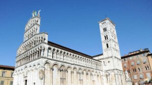 vacanza organizzata in toscana in pullman tra pistoia e lucca