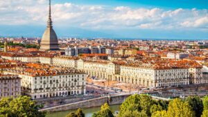 Viaggio organizzato Torino Luci d'Artista - Museo Egizio - Reggia di Venaria