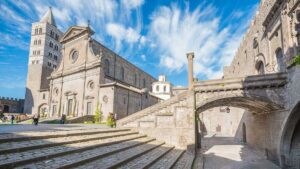 Viaggio oerganizzato nelle orme della città etrusca di Viterbo