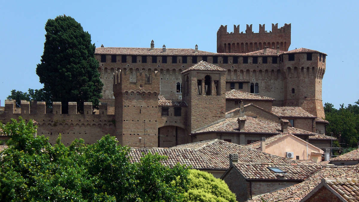 Visitare i Castelli delle Marche e la loro Storia