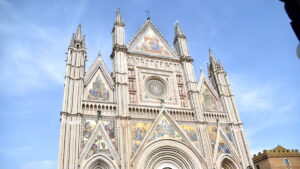 Arte e spiritualità nella verde Umbria